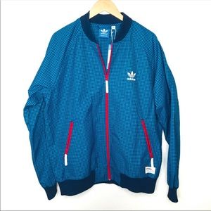 Adidas men’s bomber jacket💙💙💙